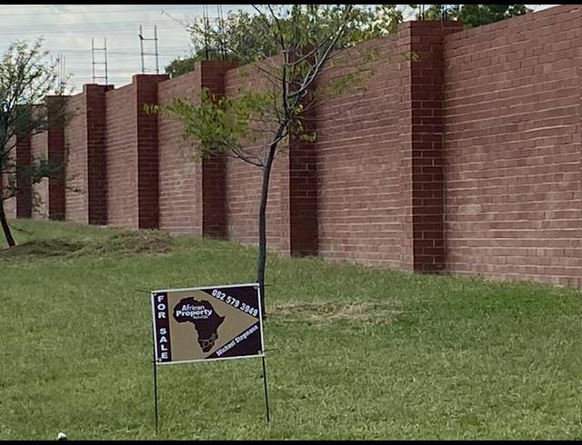 FARM FOR SALE IN TREESBANK